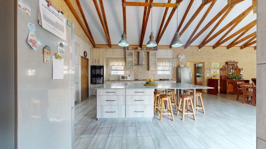 17 Bedroom Property for Sale in Vyfhoek A H North West